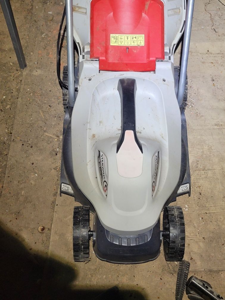 Corta relvas Sterwins electrico
