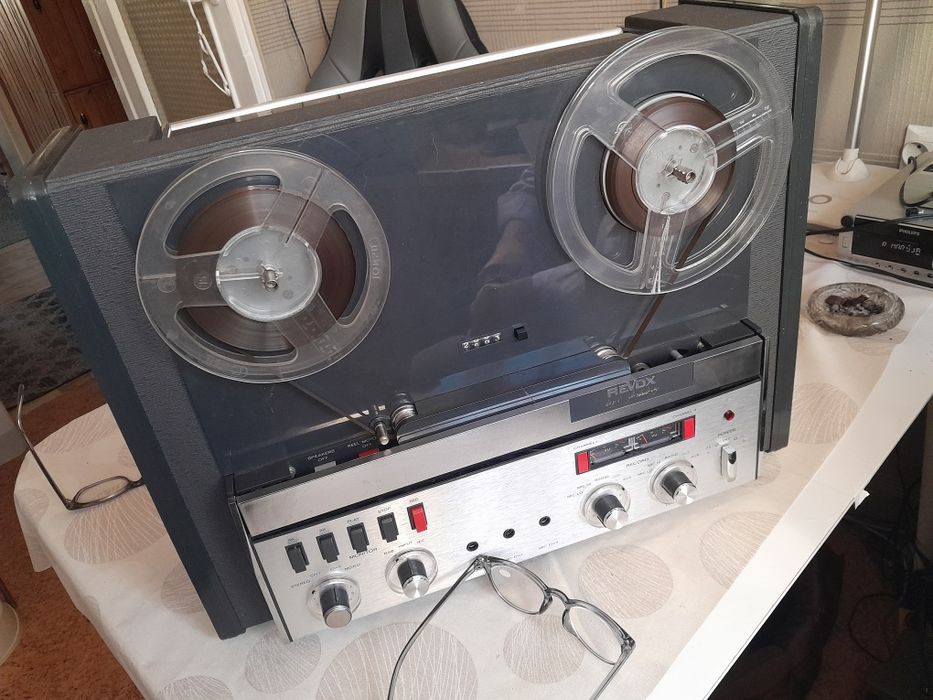 Magnetofon szpulowy revox 77A