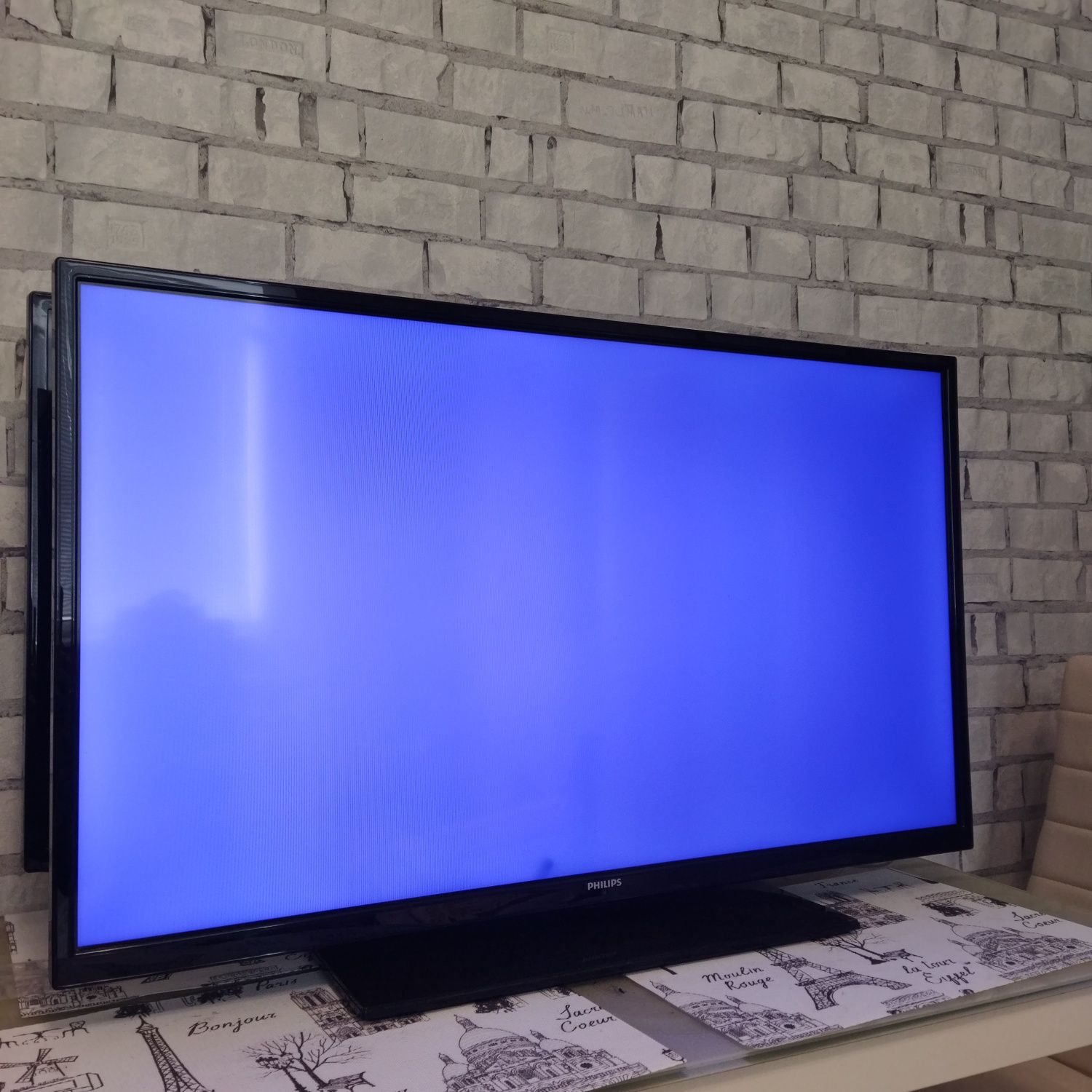 Продам телевізор PHILIPS 39PFL3008H/12