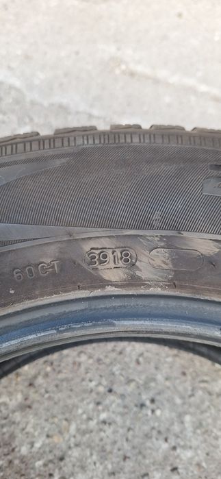 Opony zimowe 225 55 R16 NOKIAN