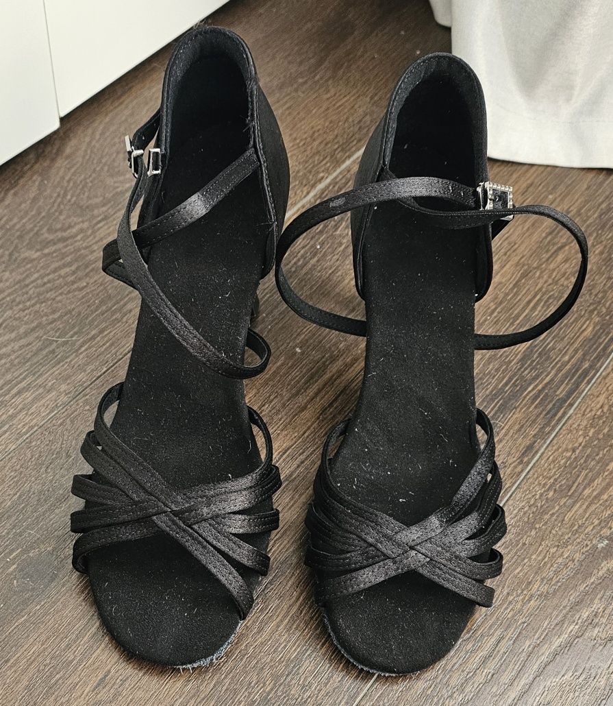 Buty do tańca czarne r.40