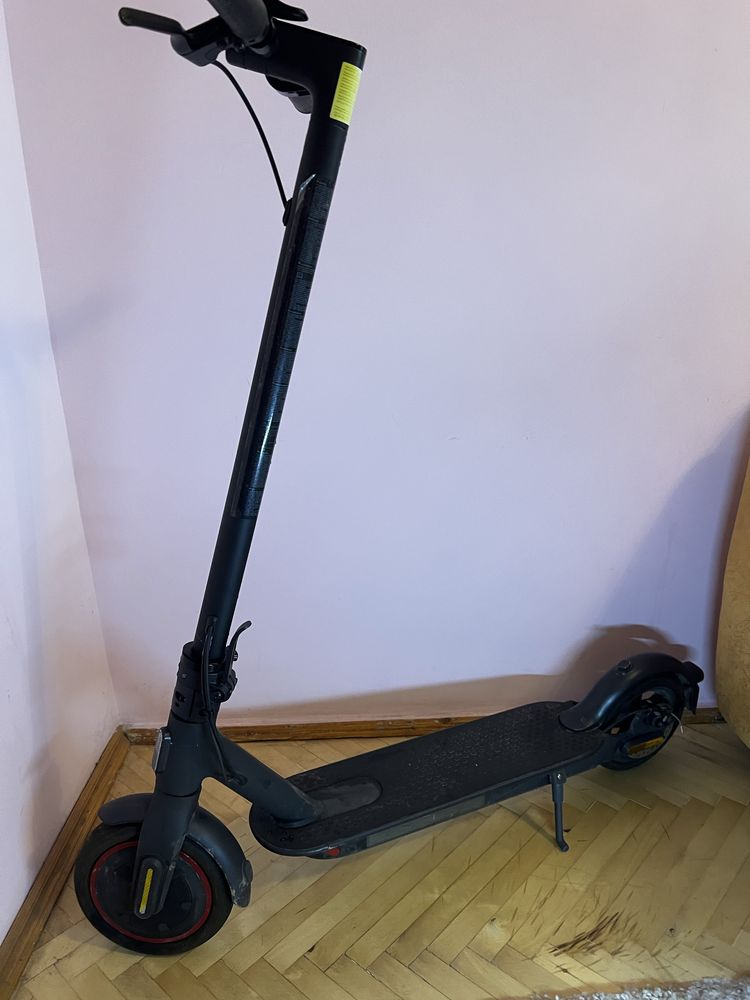 Електросамокат Xiaomi m365 pro 2