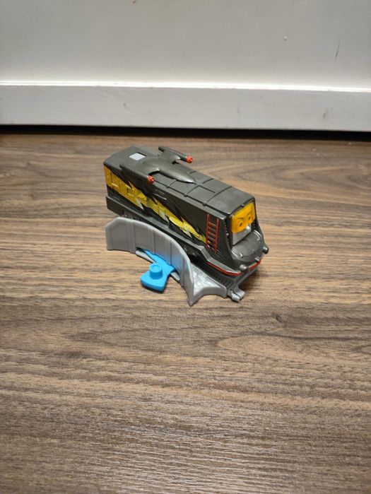 Tomek i przyjaciele Trackmaster Turbo lokomotywa Diesel