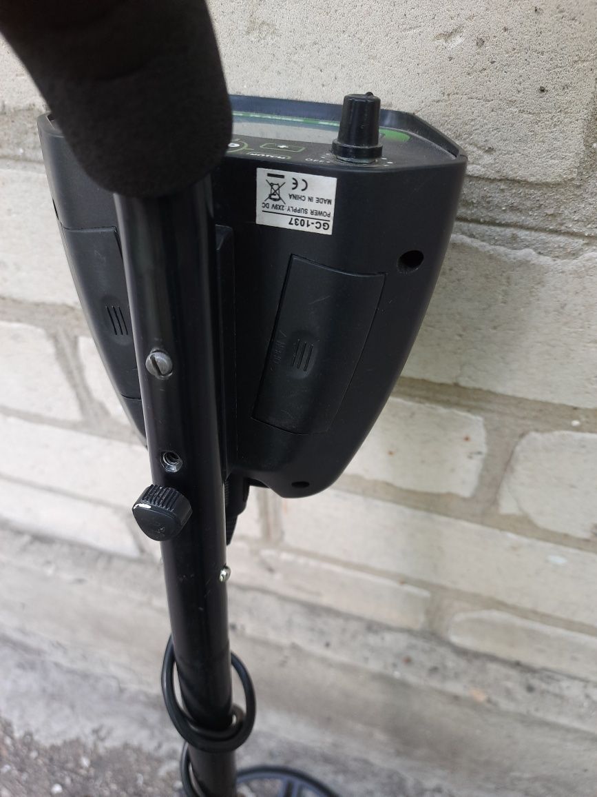 Металлоискатель GC-1037