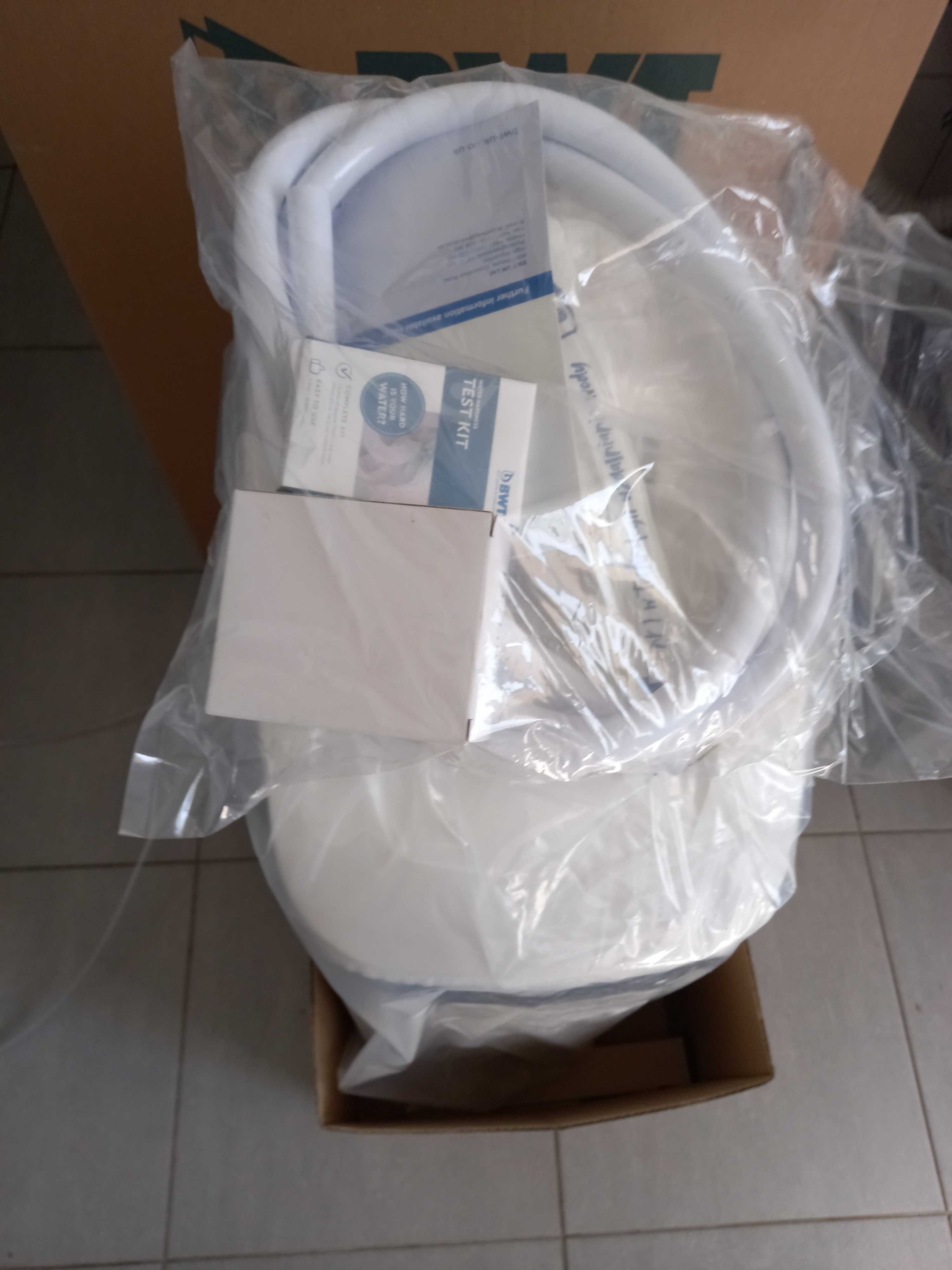Uzdatniacz do wody, zmiękczacz, stacja uzdatniania BWT Perla Silk 25 l