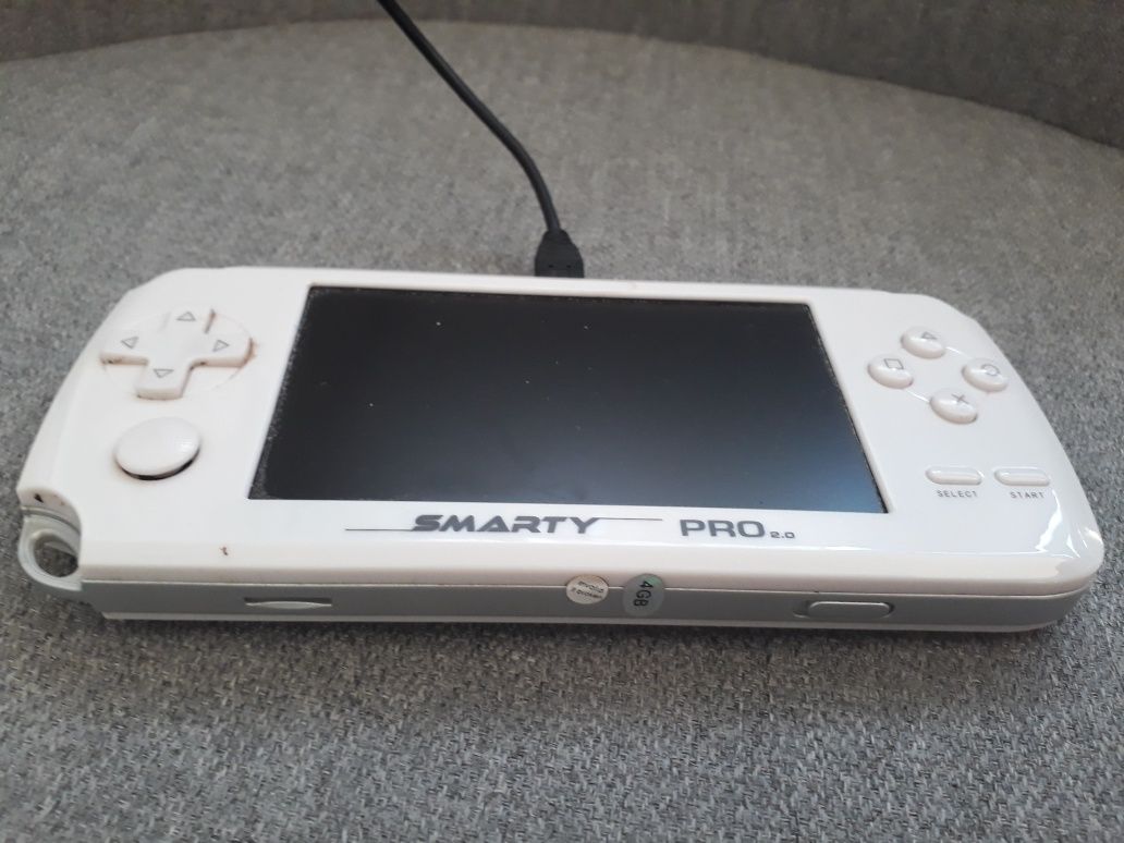 Gra  Smarty Pro 2.0 (coś w rodzaju PSP)Sprawna bez gier