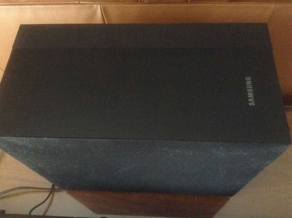 SAMSUNG HW-F-450 -zestaw głośników soundbar+ subwoofer