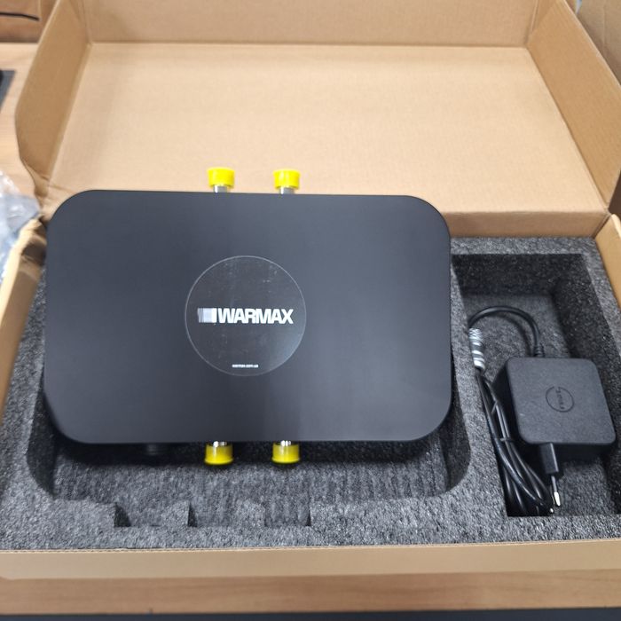 Антенна WARMAX Booster 2.4G/5.2G/5.8G + Репитер WARMAX для усиления.