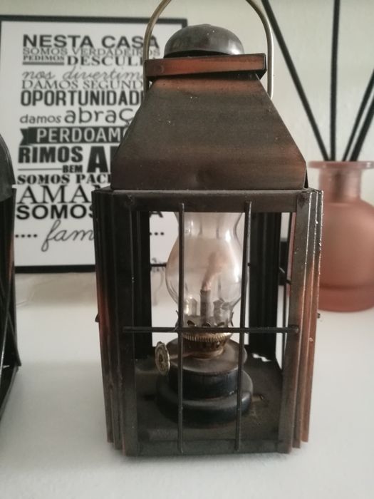 Lanternas A óleo