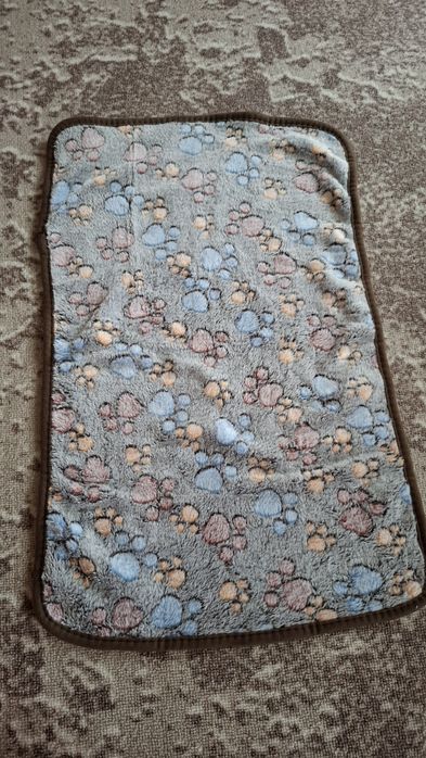 Плед флисовый для собак, котов