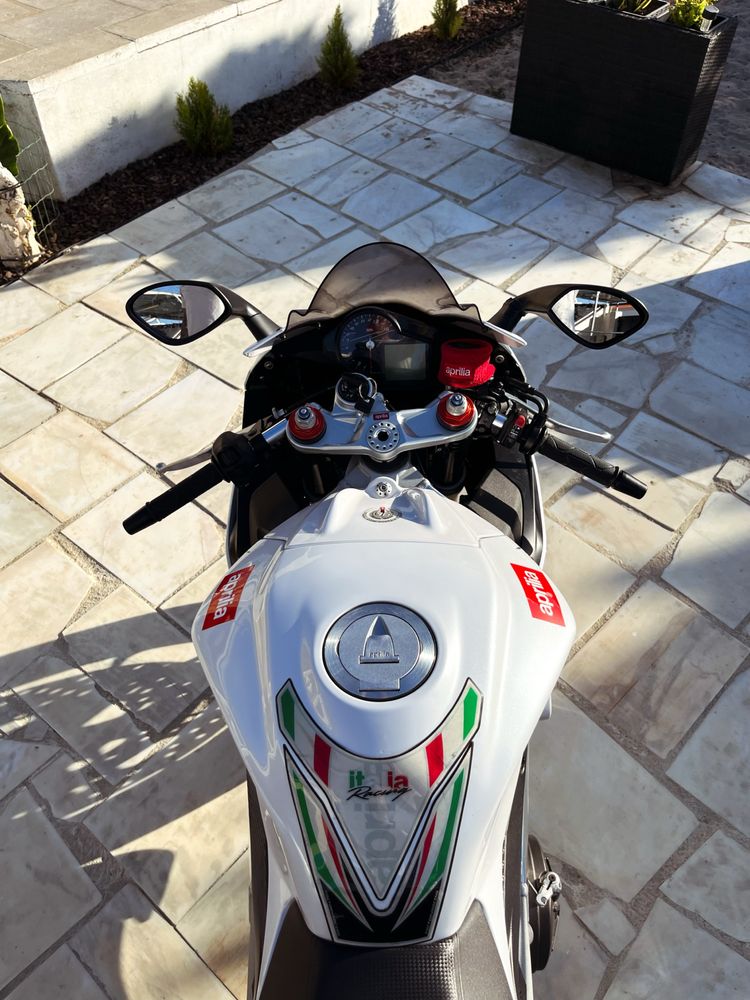 Aprilia RSV4