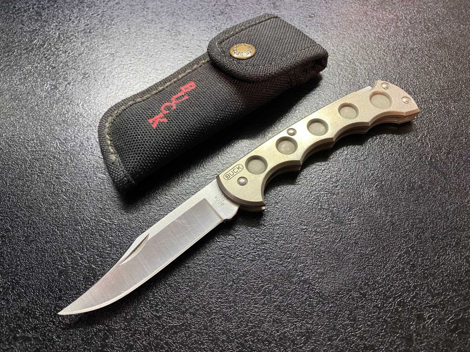 Buck 560 (110), титан. 1993 р.в. Оригінал, США
