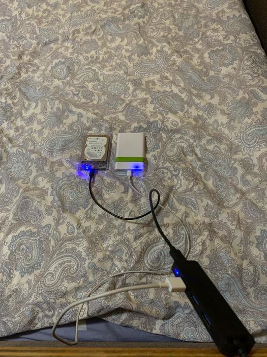 Usb HDD карман, винчестер, SATA, 320, 512Гб, состояние илеальное!