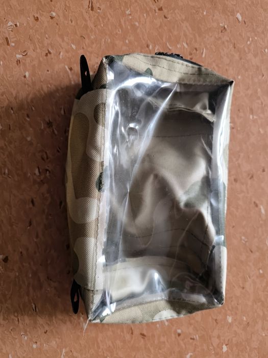 Saszetka kosmetyczka zamek i rzep