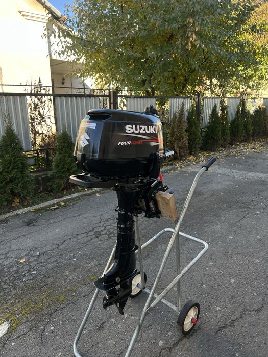 Лодочний мотор Suzuki df 6