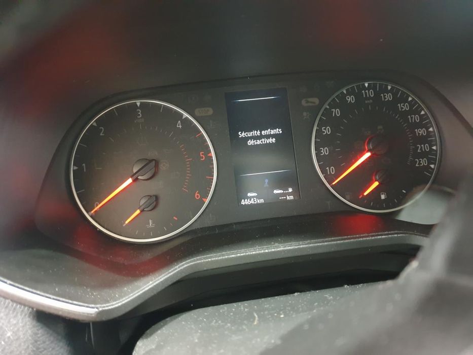 Quadrante / painel de instrumentos RENAULT Clio V (BF_)