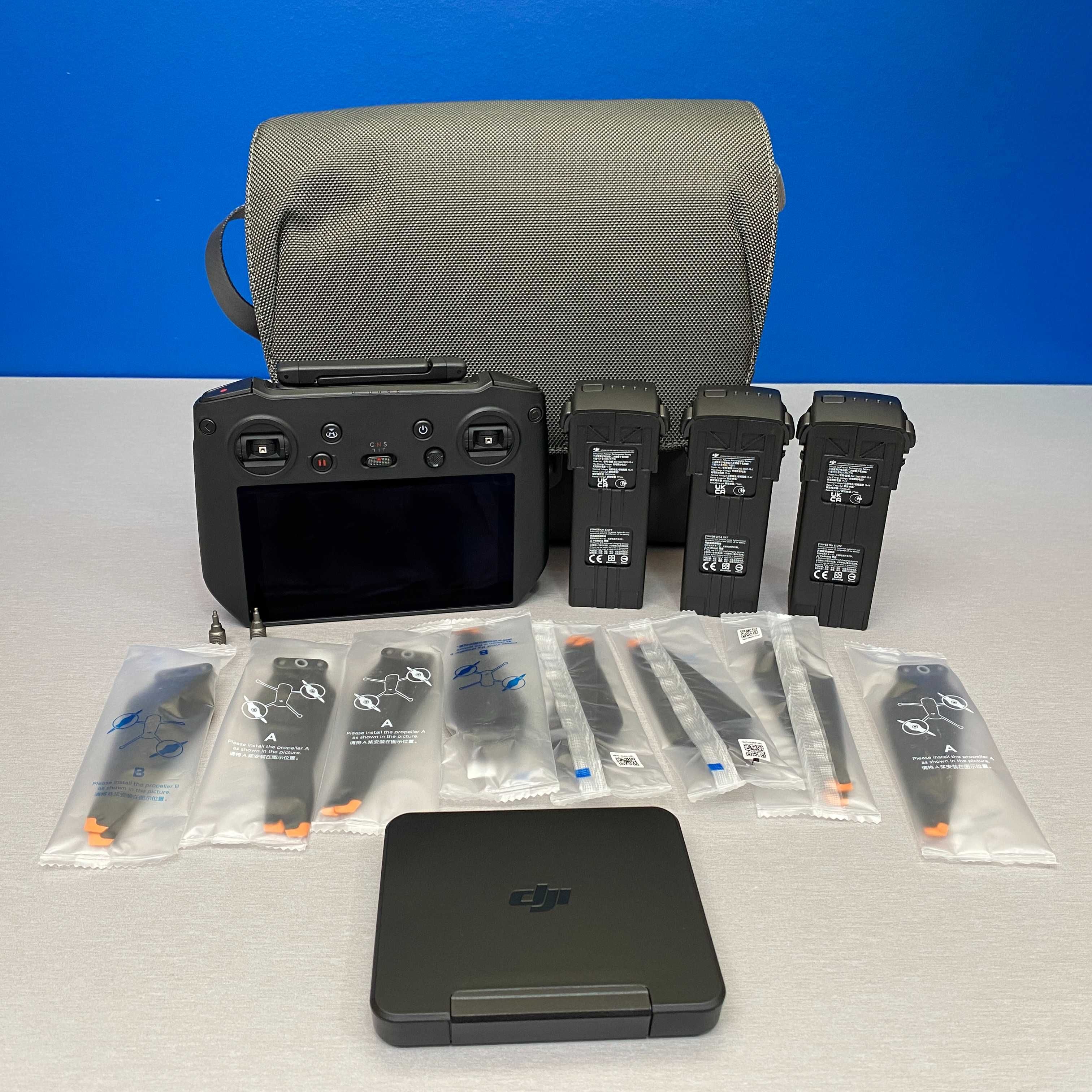 DJI Mavic 3 Pro Fly More Combo (DJI RC Pro)