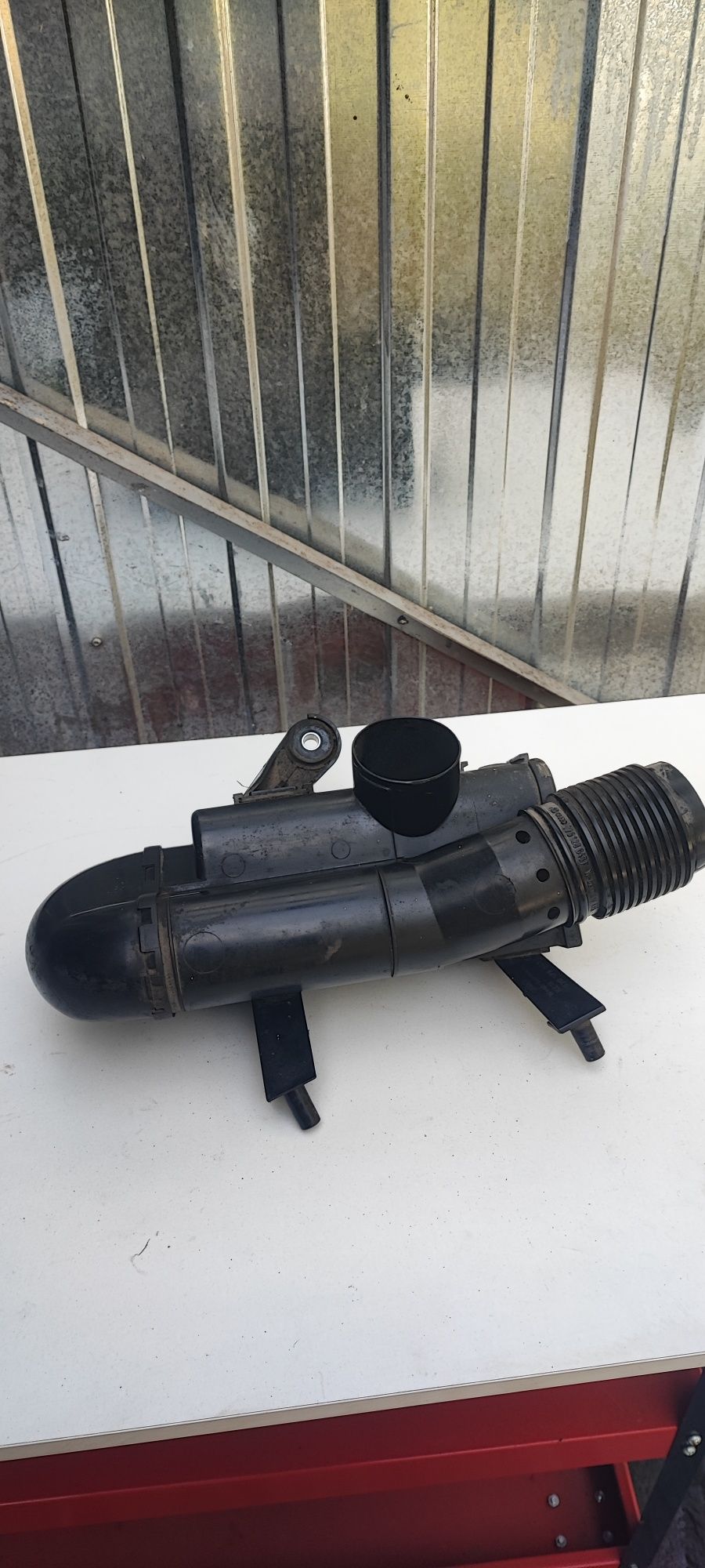 Mikser Dolot Powietrza Audi 80 B4 2.0. ABT