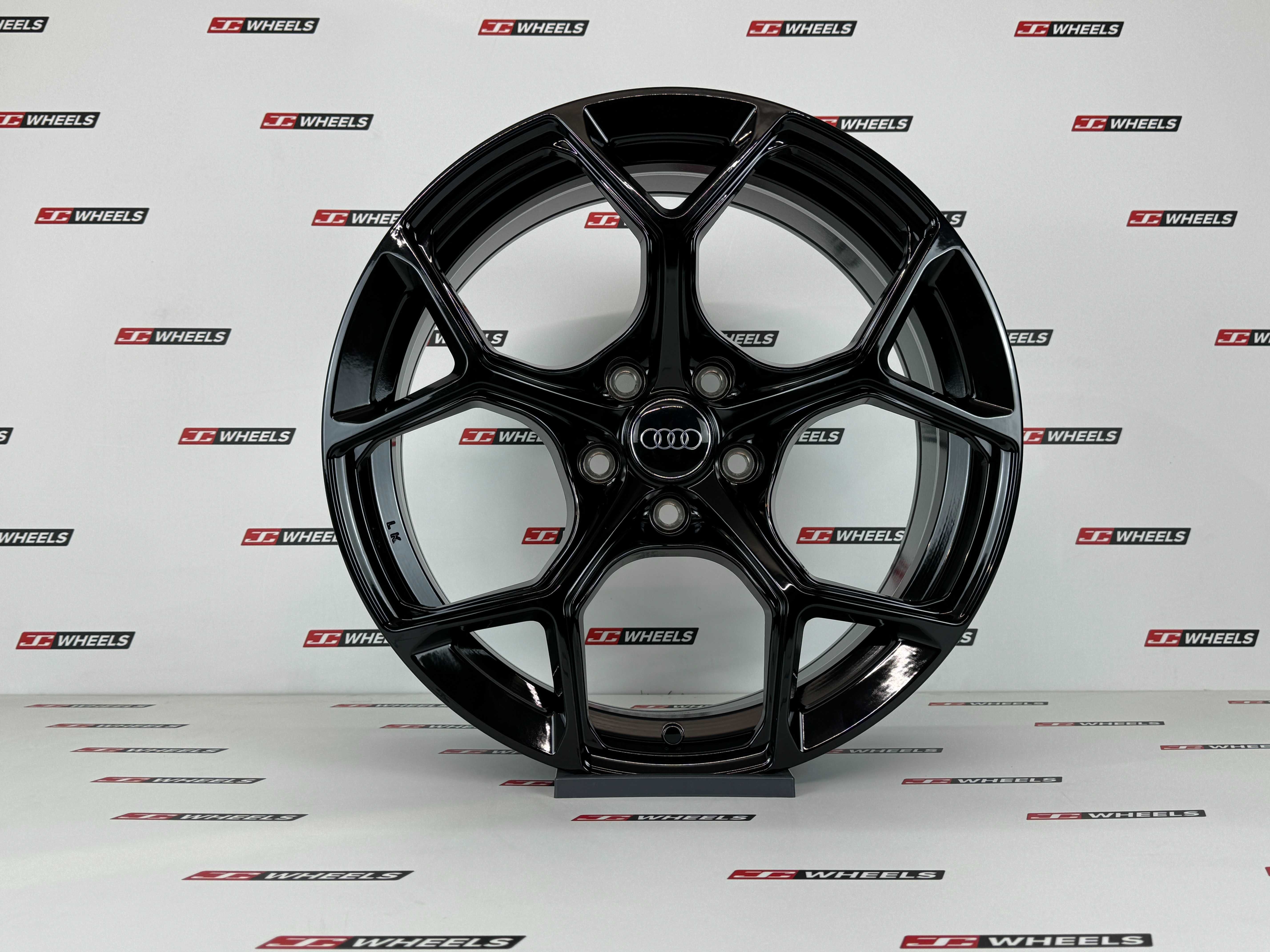 Jantes Look Audi Rs6 2024 em 18 | 5x112