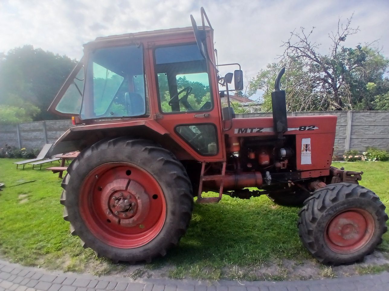 Sprzedam ciągnik  mtz 82