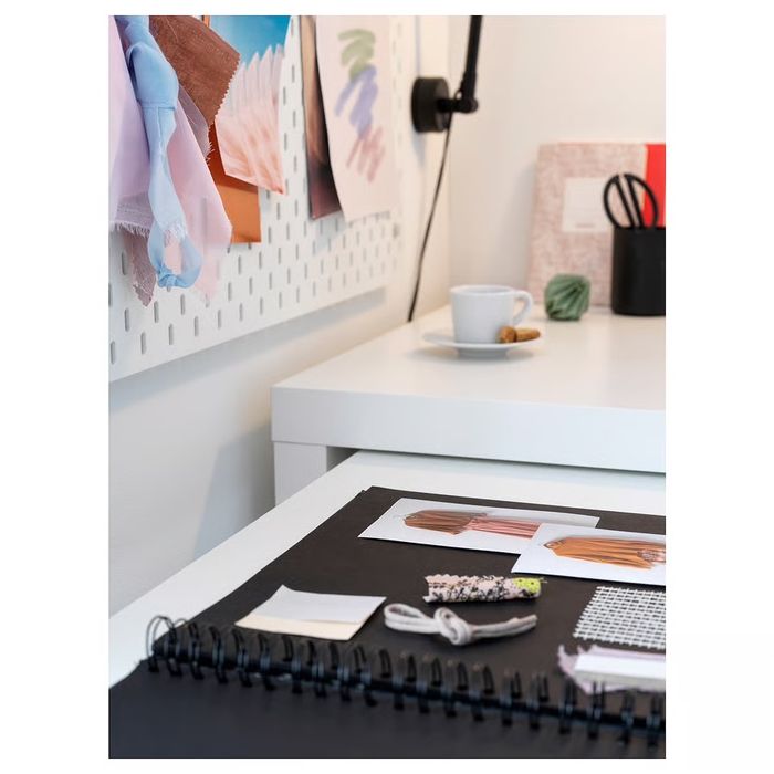 Secretaria Malm Ikea com lateral extensivel