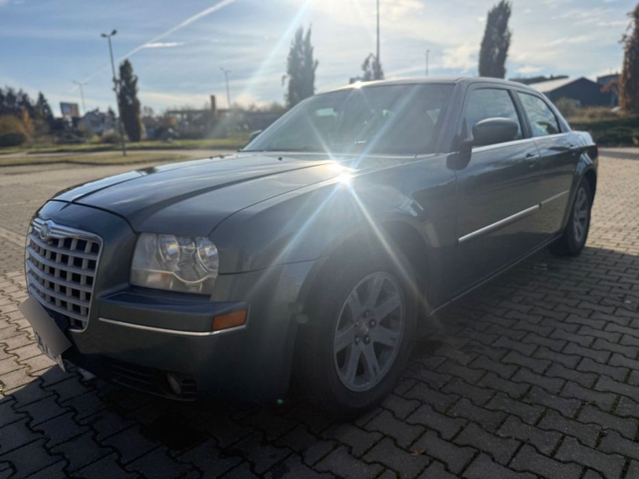 Chrysler 300C Zadbany nie skorodowany gaz 2032