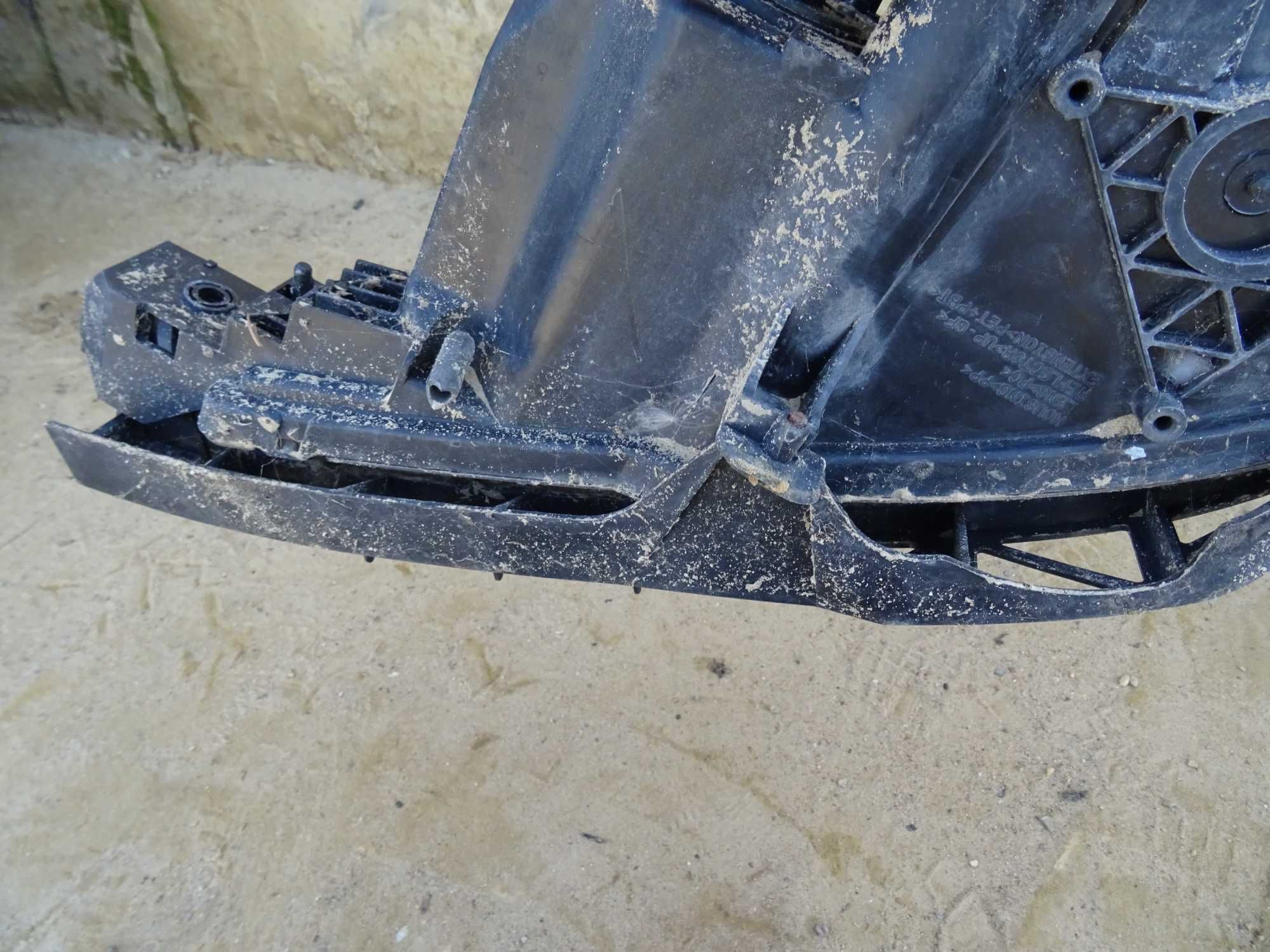 Lampa Prawa Przód Mazda 3 I BK Lift HB