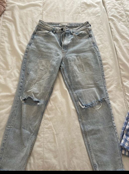 Calça jeans, azul claro