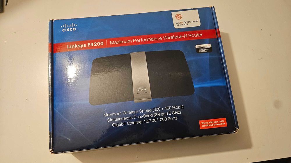 Router Linksys E4200 Dual-Band + DD-WRT