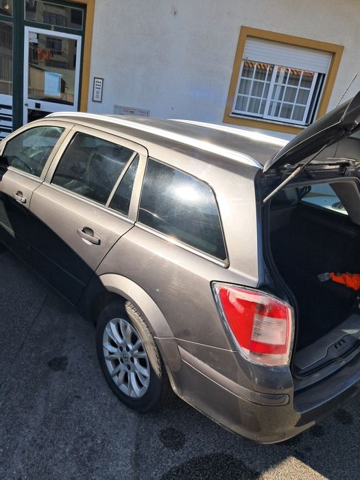 Vendo uma carrinha opel astra 1.7 2009