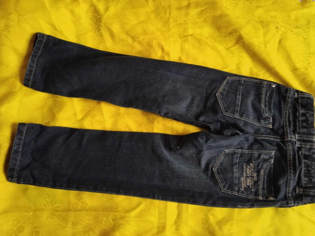 Spodnie czarne jeans 122