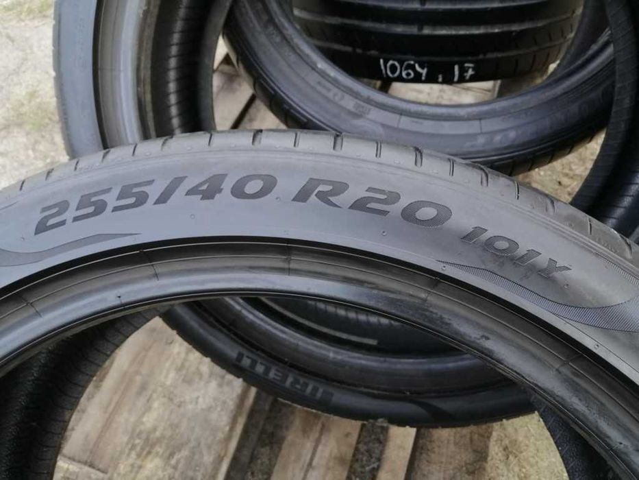 Pirelli Pzero 255/40R20 101Y шини бу літо 2 штуки