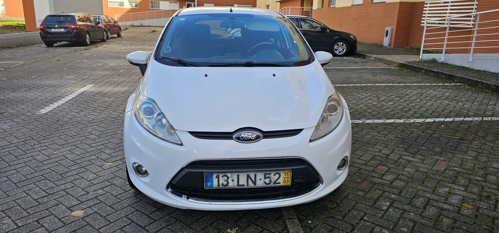 Ford fiesta 1.5 tdci como novo 11