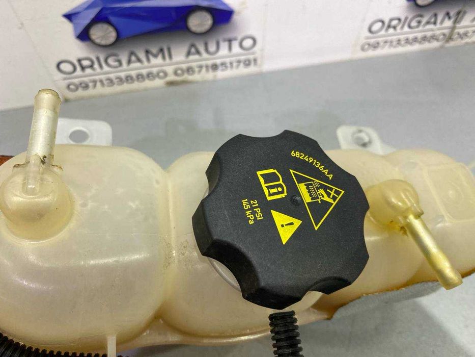 Бачок антифриза jeep cherokee kl 2.0 Джип чероки кл 2019 2020+