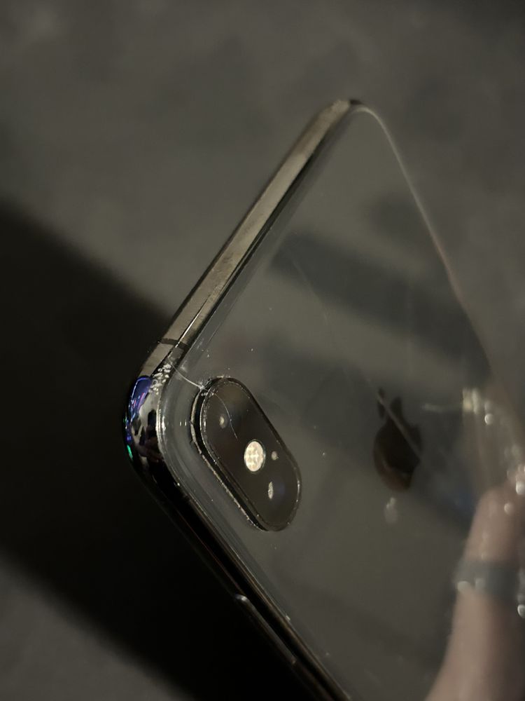 Telefon Iphone XS Max 512 Gb czarny.