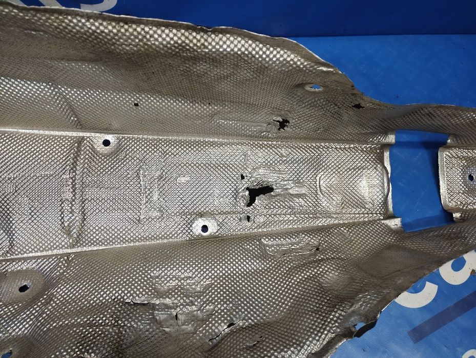 Термозахист Мерседес АМГ Е63 AMG E63 S Розборка Шрот Разборка