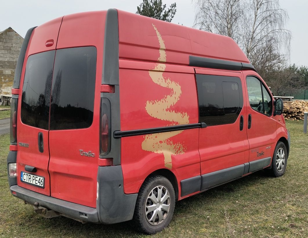 Renault Trafic 1.9 Dci Kamper Nowe Opony Max Wysoki Max Dlugi Kamperva