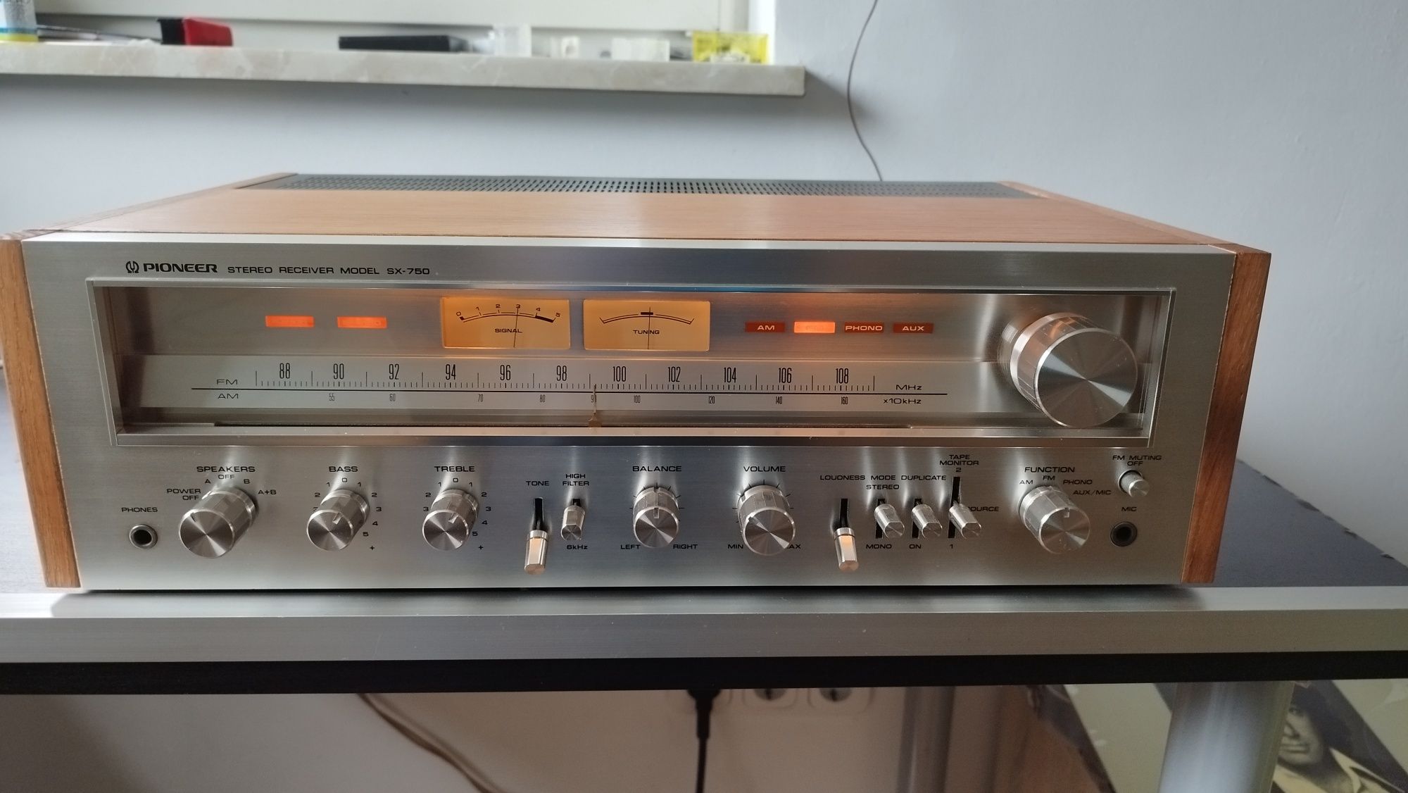 Pioneer SX 750 idealny