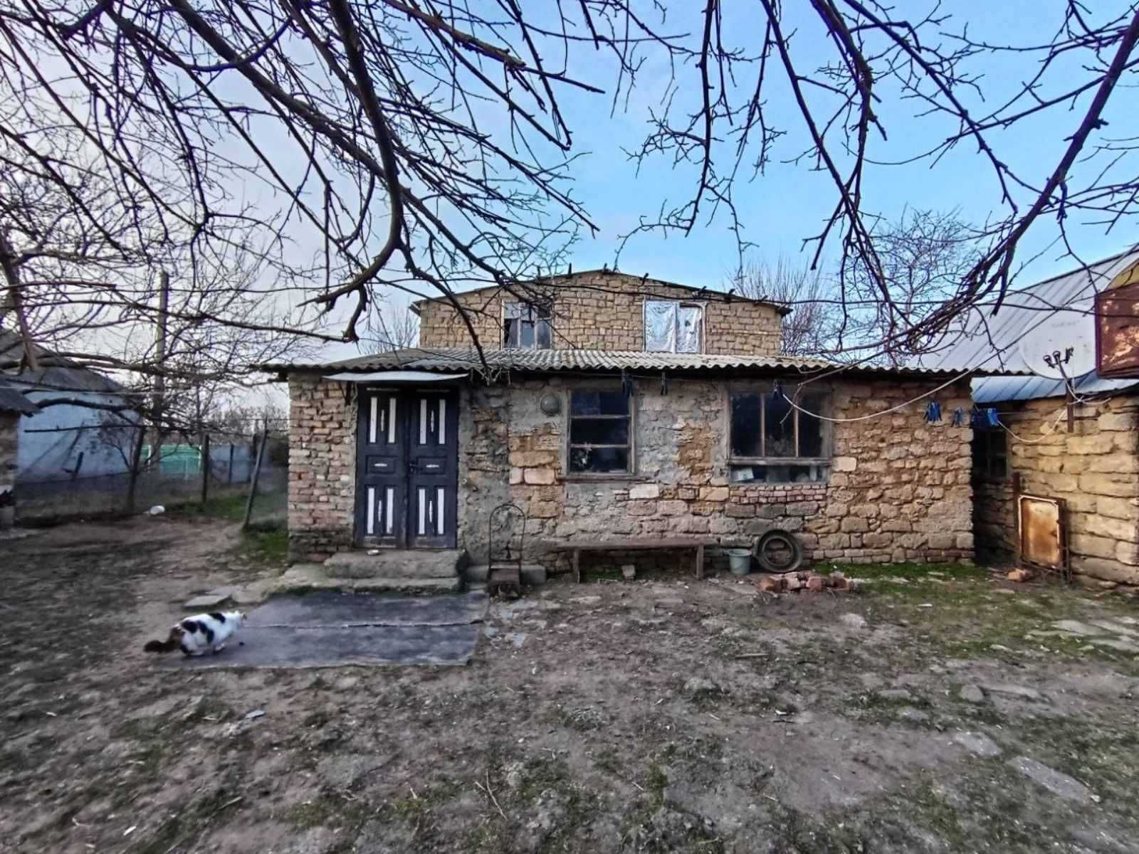 Продам будинок в сільській місцевості загальною площею 97 кв.м.