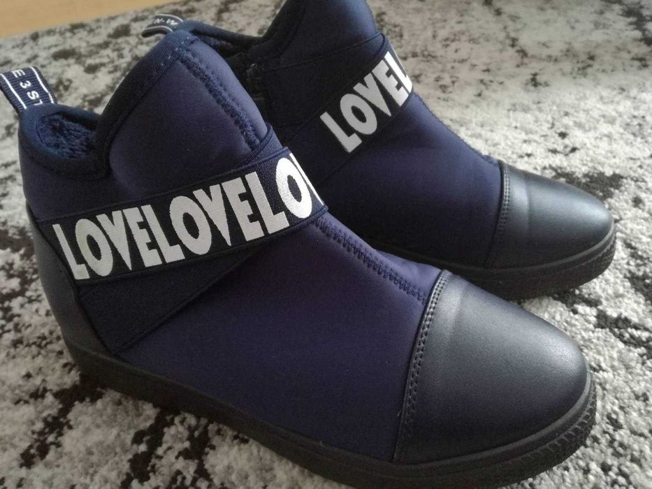 Buty damskie, botki sportowe 39
