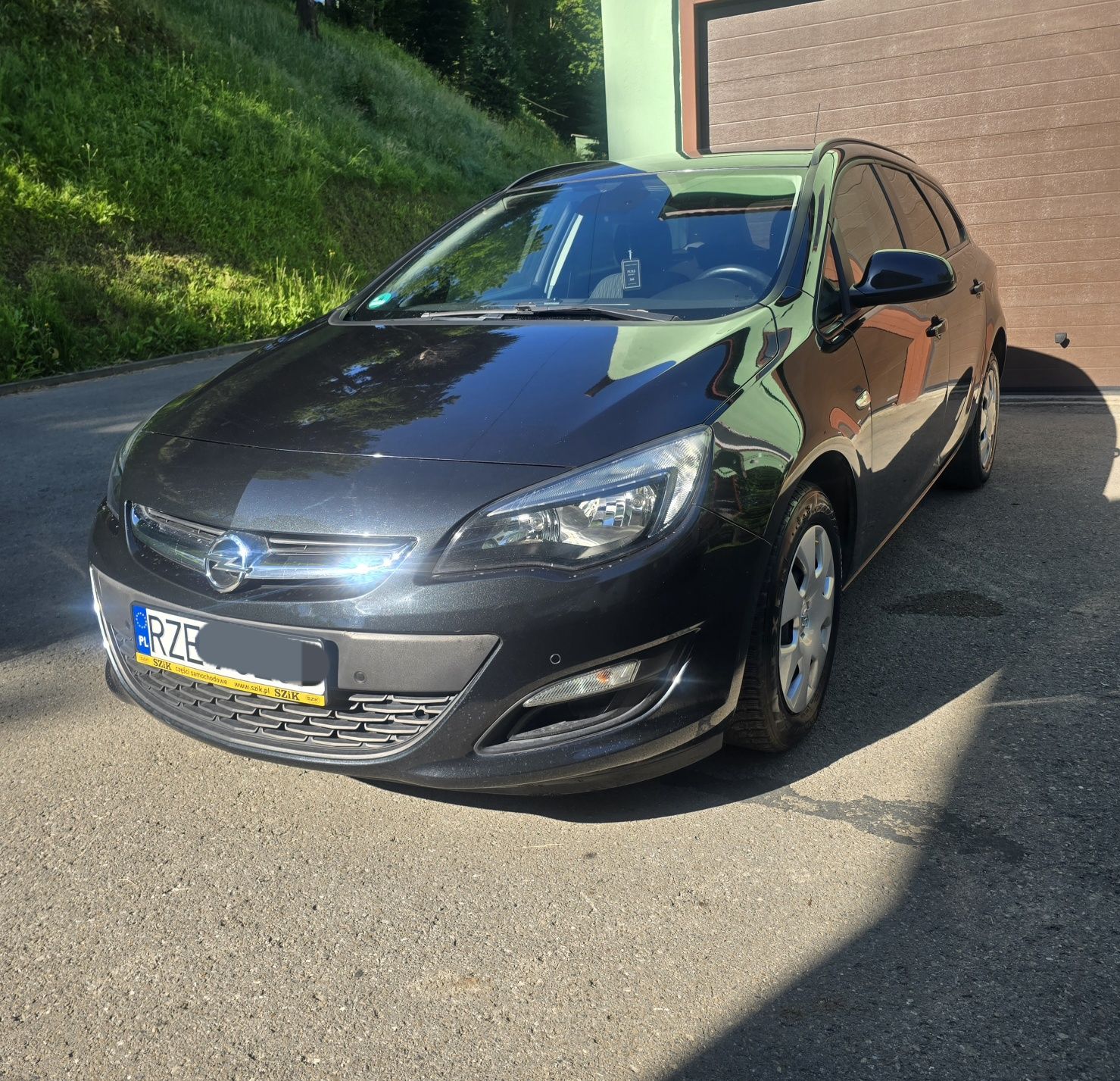 Astra j 1.4 turbo 2015r 130tys  euro6 nowy rozrząd