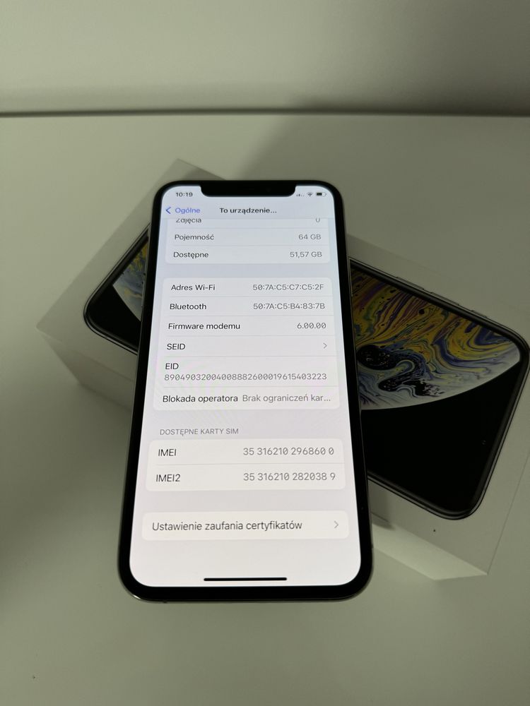 Iphone XS , 64 GB , B. Dobry Stan