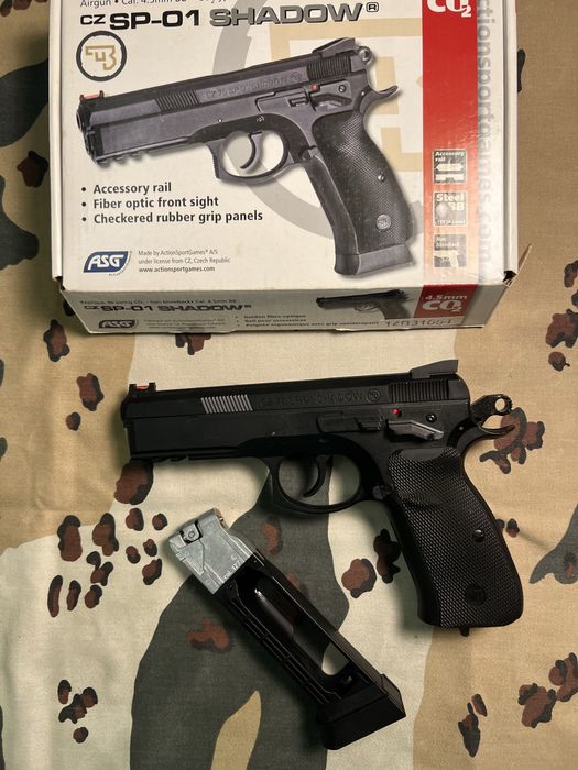 Airsoft Shadow bbs 4.5 a co2