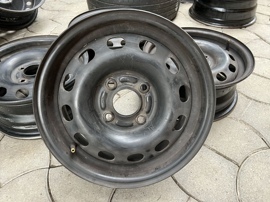 Диски металеві комплект R 14 розболтовка 4/108 Ford