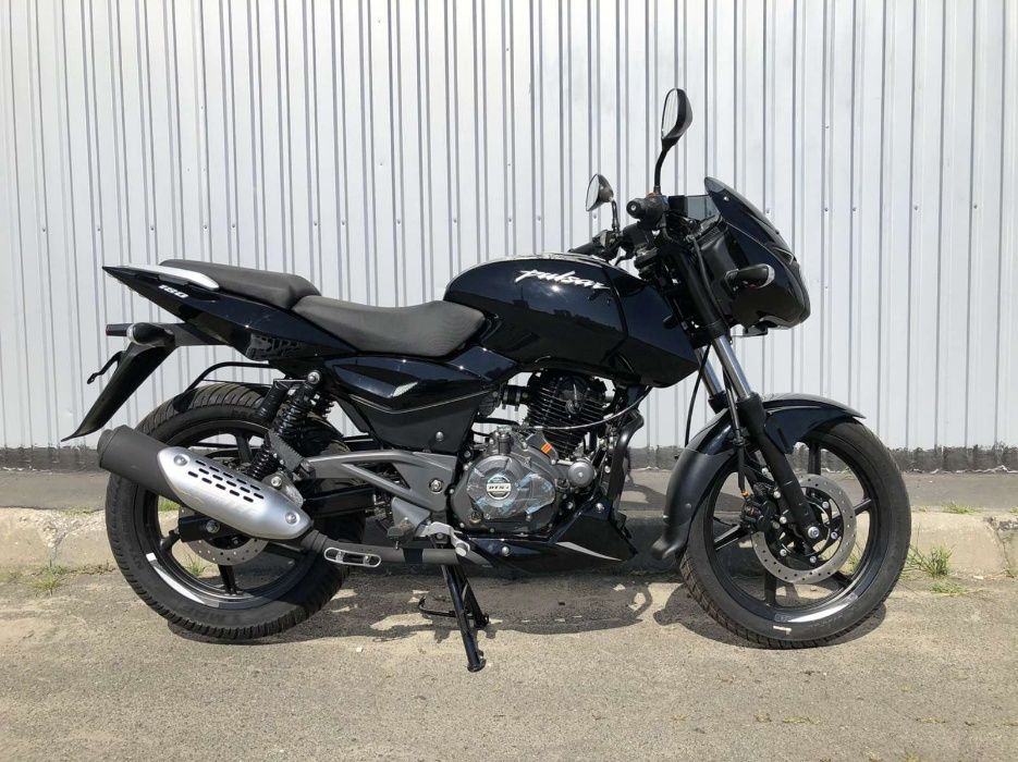 Мотоцикли Bajaj (Баджадж)