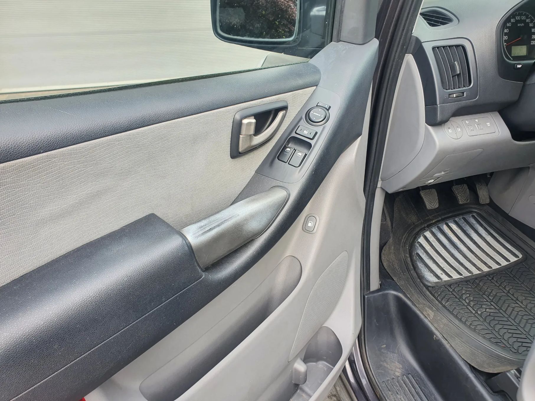 Hyundai H-1 Klima 8 osobowa el szyby el lusterka Zarejestrowany