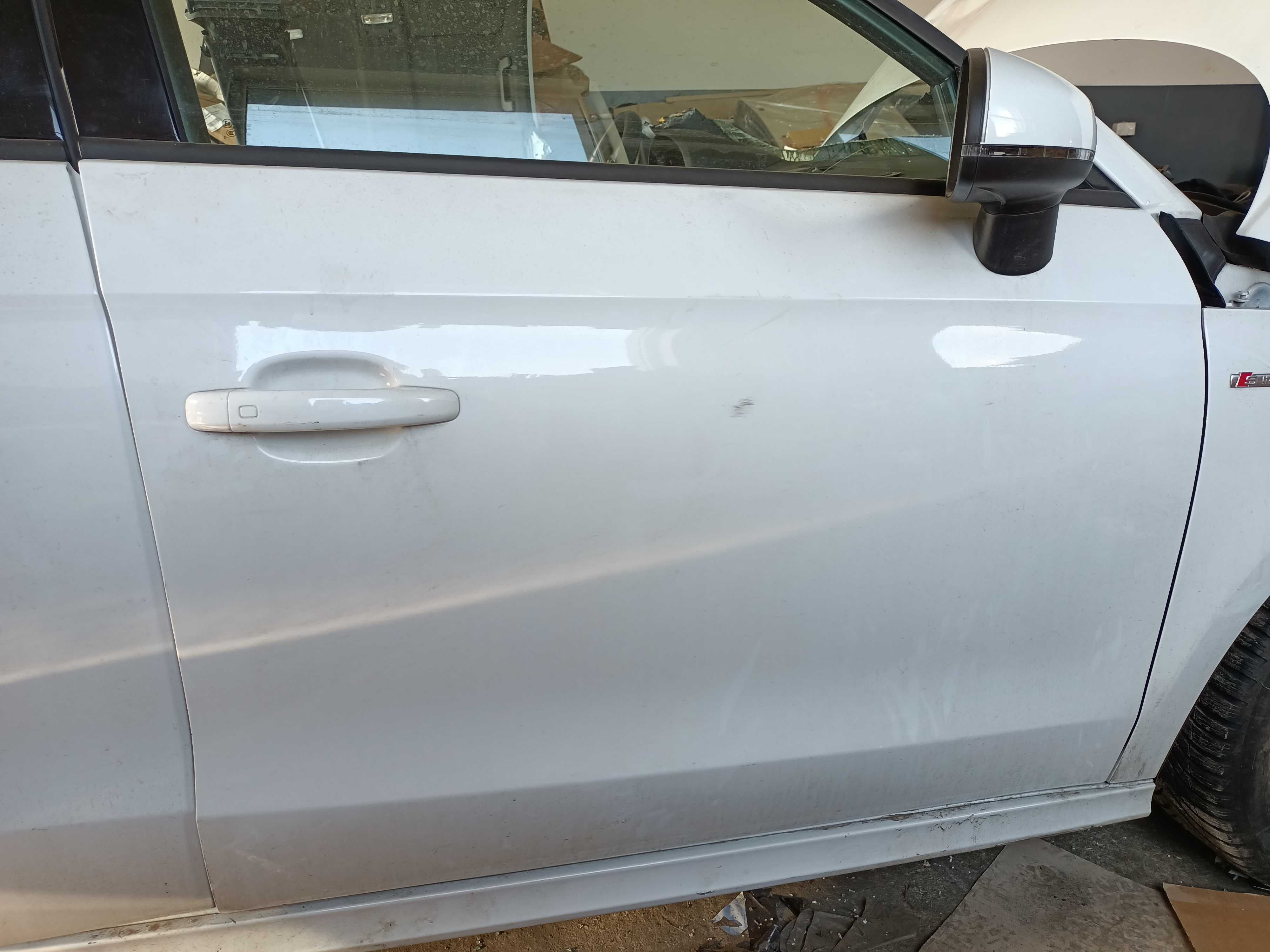 Klamka Zewnętrzna KEYLESS GO Europa LS9R Audi A1 8X