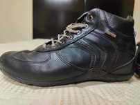 Botas pretas em pele  Geox tam. 42 em excelente estado!