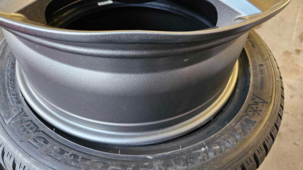 1x Felga DEZENT TY 7.5 x 17 5x120 ET42 - TTY79GA42 - NOWA patrz opis