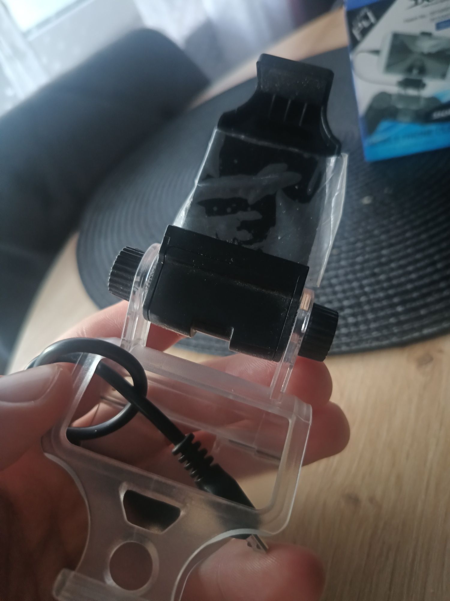 Dobe mobile Phone PS4 uchwyt na telefon do pada PS4 Stan Bdb